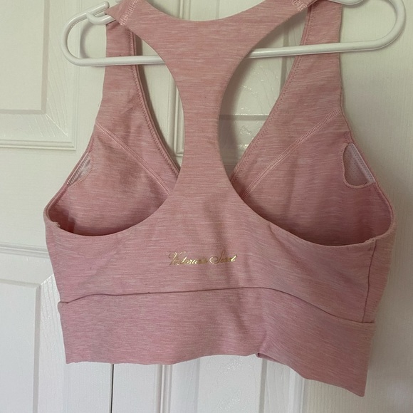 VGUC Victoria’s Secret twist front sports bra size Small - Picture 2 of 3